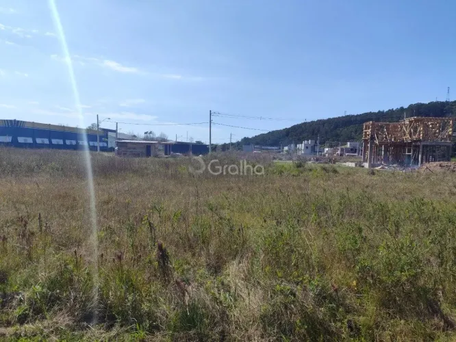 Terreno com 360m² em Canavieiras, Florianópolis