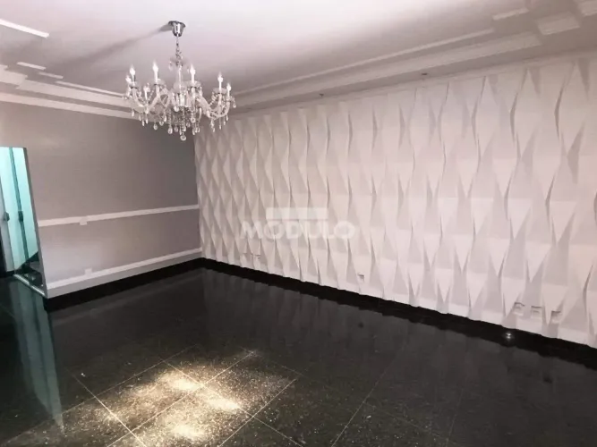 Casa residencial para locação no bairro Luizote de Freitas.