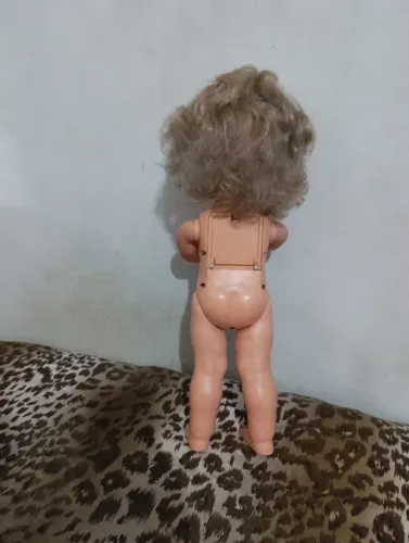 Boneca bate palminha