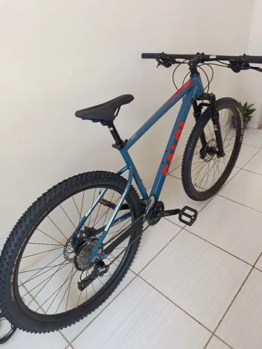 Bike Aro 29 Caloi Explorer Sport Shimano Freio Hidráulico Zero