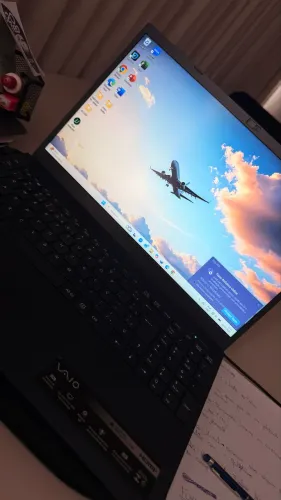 Notebook waio/ AMD RYZEN 5 8 gb ram / 238 gb