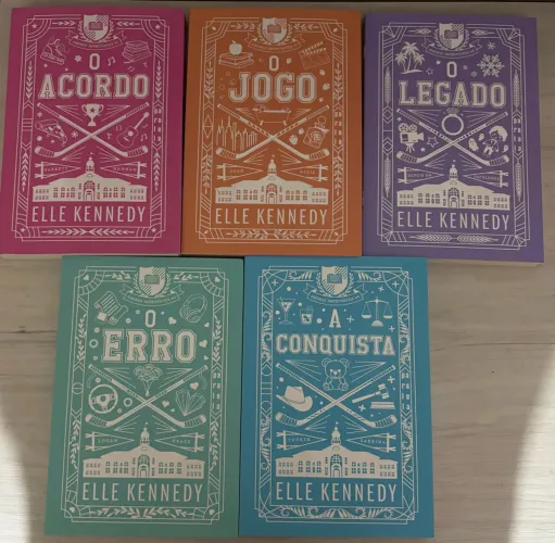 Box de livro off campus