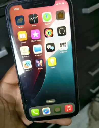 iPhone XR 64GB 
