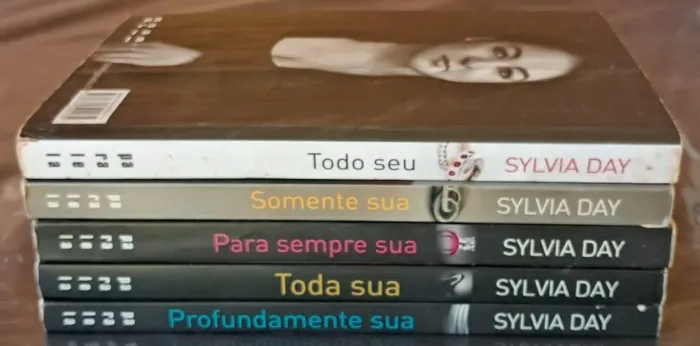 Coleção Toda Sua Sylvia Day 