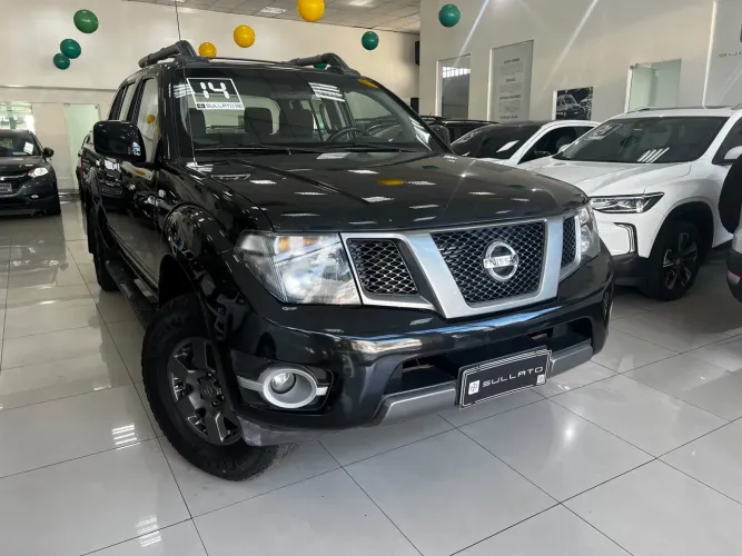 Nissan Frontier SV At.cd 4X4 2.5 TB Diesel Mec. 2014