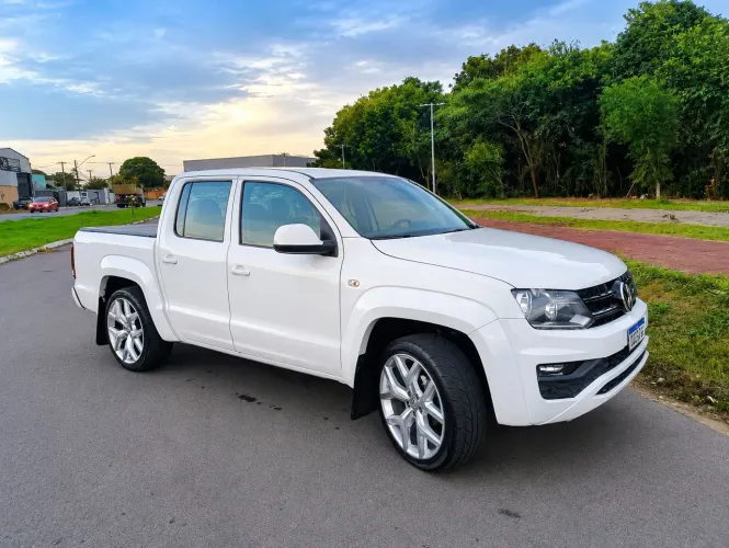 Volkswagen Amarok Comfor. CD 2.0 TDI 4X4 Dies. Aut. 2019