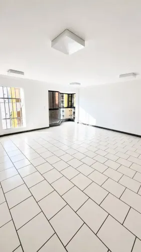APARTAMENTO PROXIMO AO PARQUE AREIAO 4Q sendo 2 suites 155 m²