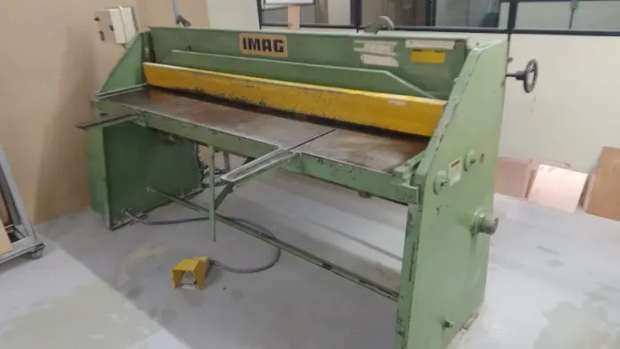 Guilhotina Mecânica IMAG T111M