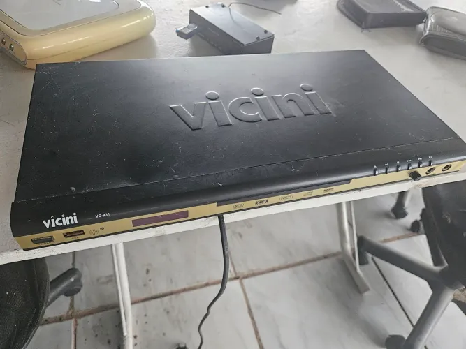 Aparelho de DVD Player Vicini VC-931 com Entrada USB ACEITO CARTÃO