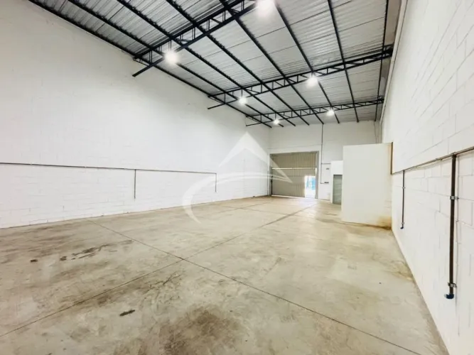 Galpão Comercial para Locação no Bairro São Joaquim Araçatuba/SP