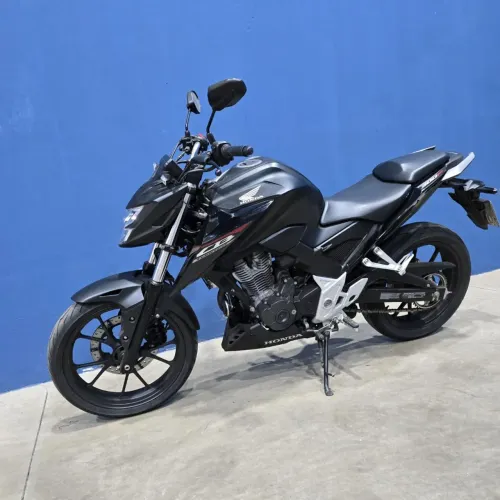 CB 300F Twister Flex