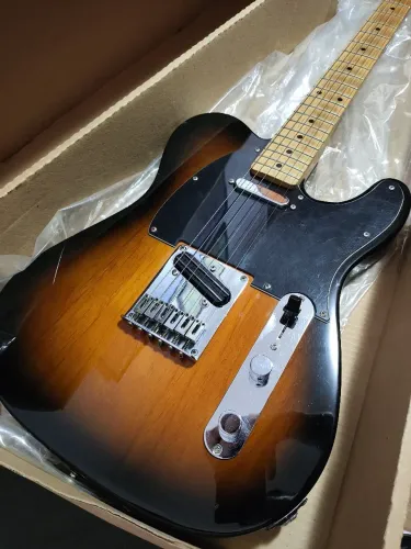 Guitarra Squier by Fender Affinity Telecaster 2013 - Sunburst