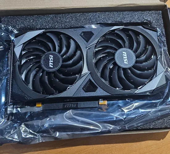 MSI NVIDIA GeForce RTX 3050 VENTUS 8G