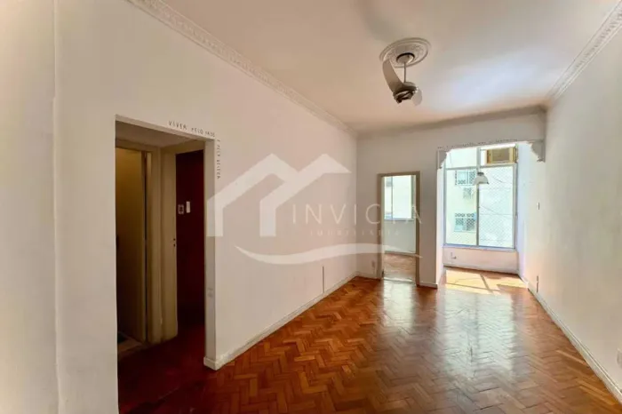 Apartamento : Padrão / Residencial / Laranjeiras