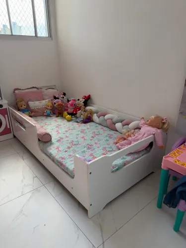 Cama montessoriana 