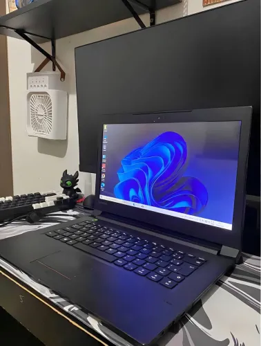 Notebook Lenovo 512 SSD