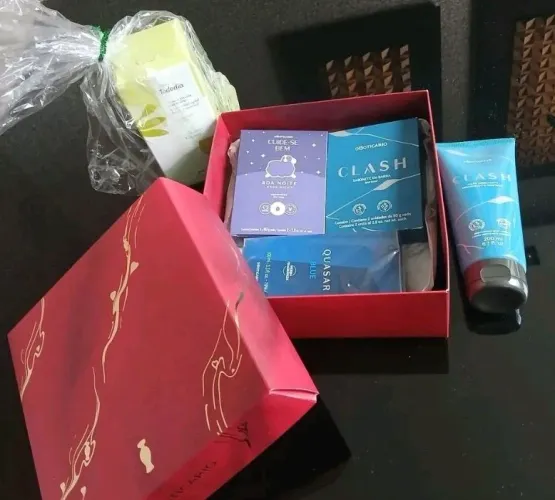 VENDO KIT PRESENTE COMPLETO - O BOTICÁRIO + NATURA (TUDO NOVO E ORIGINAL)