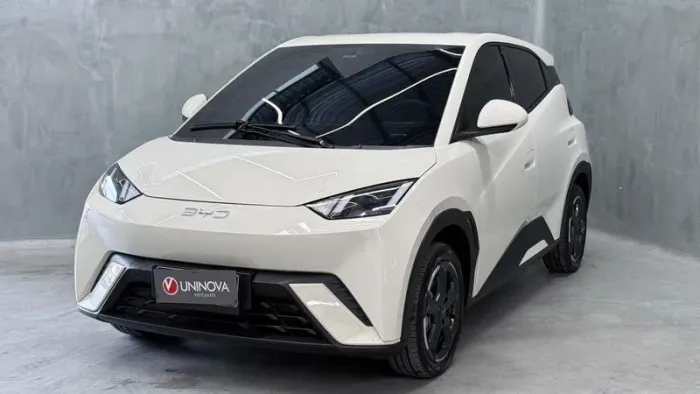 BYD Dolphin EV (Elétrico) 2025
