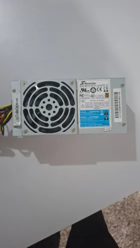 Fonte Seasonic SS-300TFX Active PFC F0 300 Watts