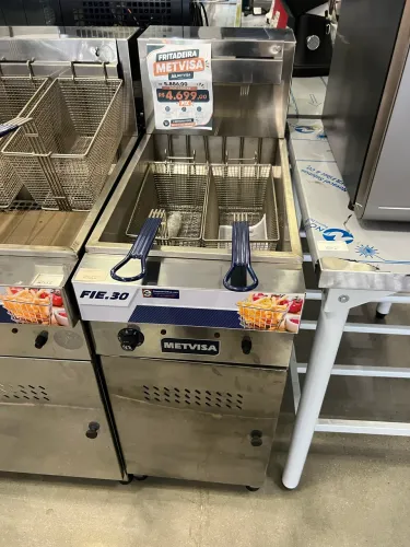 Fritadeira elétrica água e óleo FIE30 - Metvisa 380v - pronta entrega