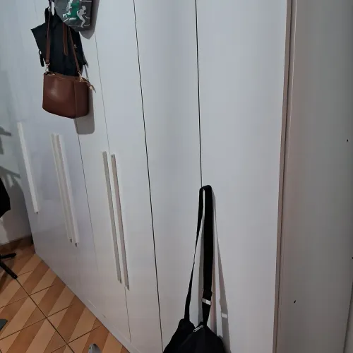 Guarda roupa 8 portas