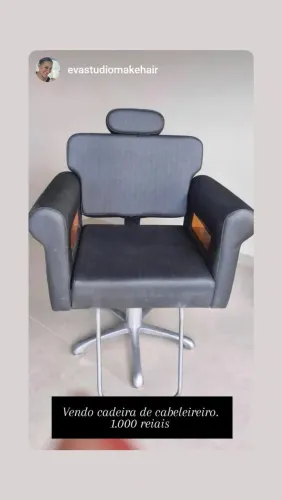 Vendo cadeira de cabeleireiro e bancada com gavetas.