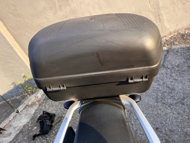 Baú pro tork 65 litros