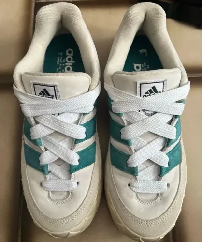 Tênis adidas Adimatic tamanho 42 mas serve 41