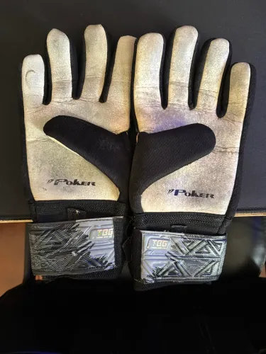 Luva goleiro poker