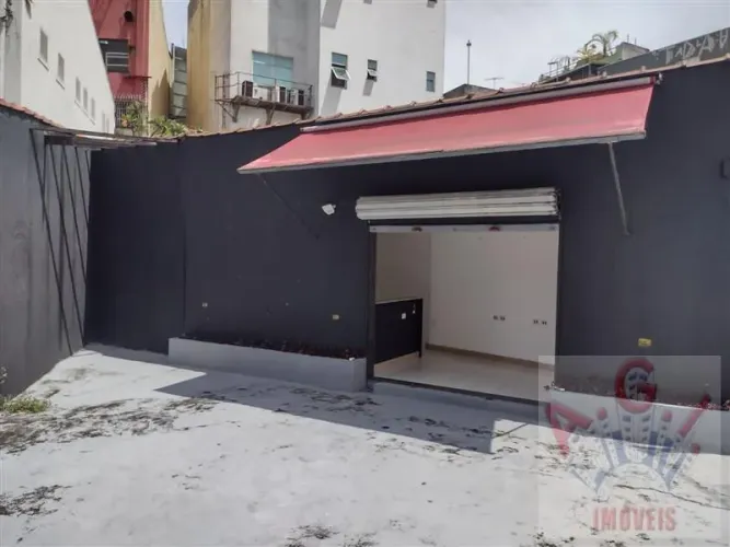 LOCAÇÃO - Salão comercial com banheiro