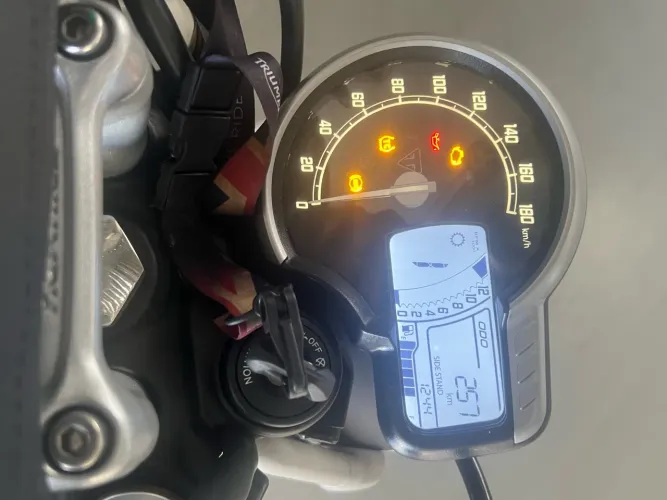 Triumph Scrambler 400x 2025