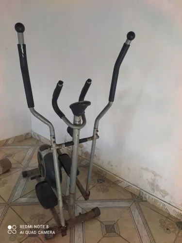 aparelho elíptico