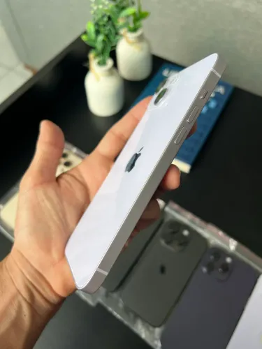 iPhone 14 Plus 128g 2380$