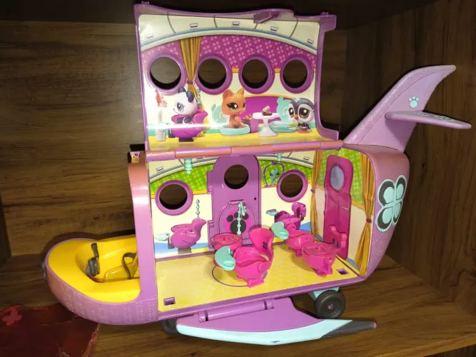Littlest Pet Shop Pet Jet - Avião de Brinquedo Hasbro