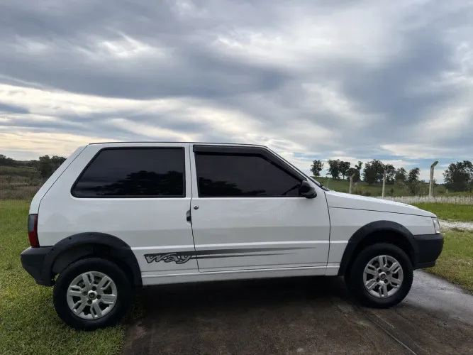 Fiat Uno Mille 1.0 Fire/ F.flex/ Economy 2P 2010