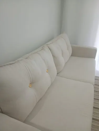 Sofá seminovo linho bege