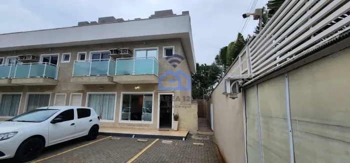 Vende-se Casa em Condomínio em Caraguatatuba - Massaguaçu