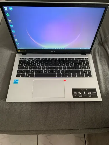 Acer Aspire 3 Intel Core i3 ( usado) valor : 1.900