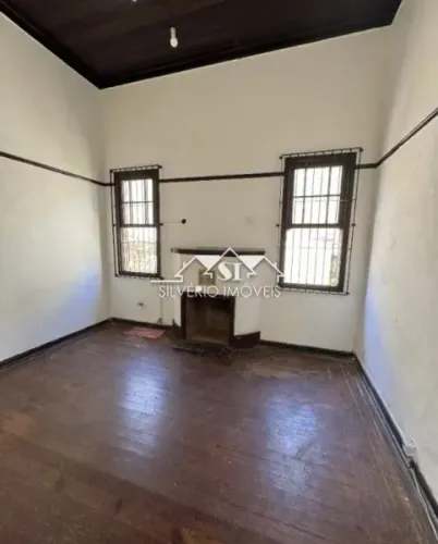 Sala - Petrópolis, Centro