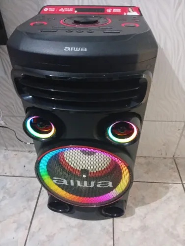 Caixa de som waiva com garantia muito boa potente