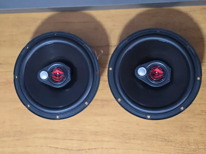 Par de Alto-falantes Bomber BBR 6" Triaxial - 50W RMS - Novos