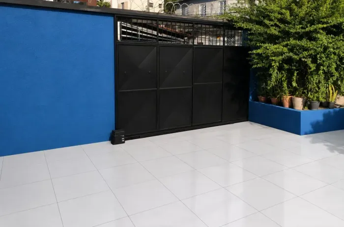 Casa com Garagens no Cabula