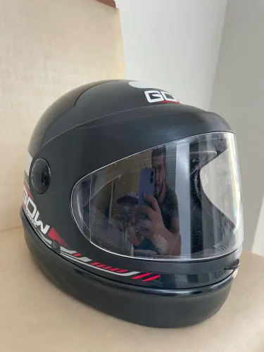 Capacete Gow