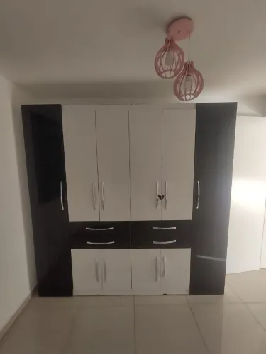 Guarda roupa de casal / Pra sair hoje
