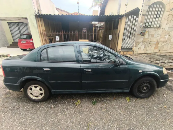 Chevrolet Astra GL Milenium 1.8 MPFI 4P 2001