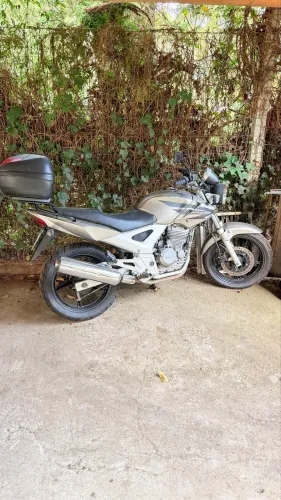 Moto Honda Cbx twister 250