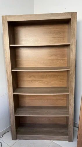 Estante livros muito conservada