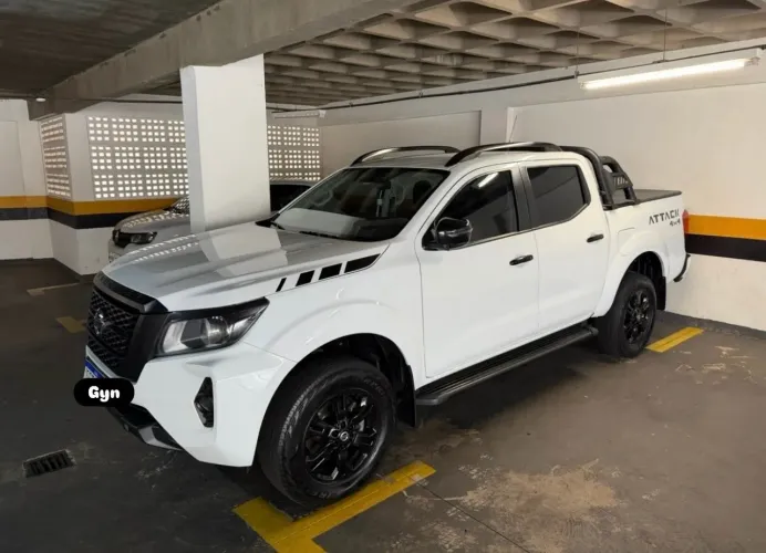 Nissan Frontier Attac.cd 4X4 2.3 Bi-TB Die. AUT 2023