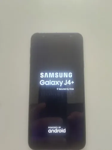 Celular j4 mais 