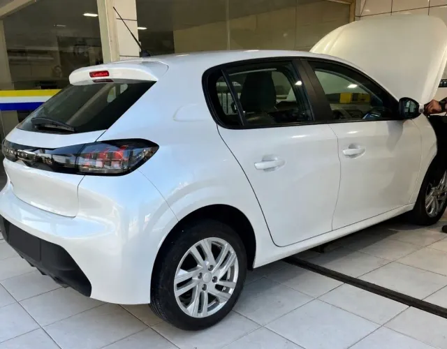 Peugeot 208 Active 1.6 Flex 16V 5P AUT 2023